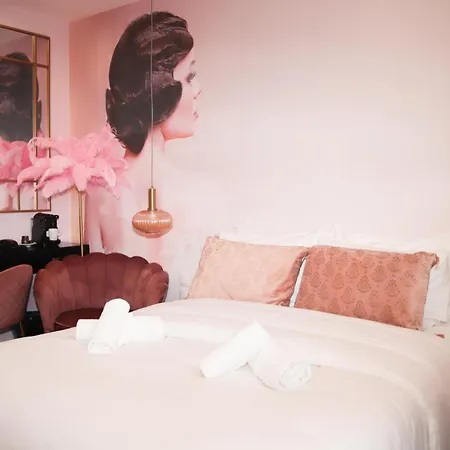 Le Glam's Hotel-2